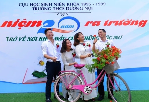 Tổ chức sự kiện Hội Khóa-kỷ niệm ngày ra trường