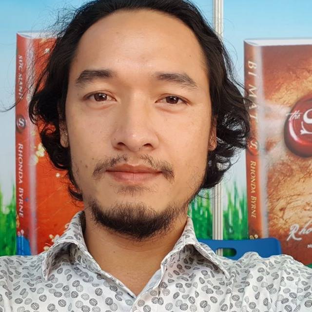 Ông: Nguyễn Phúc Quang Ngọc